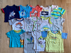 Babykleidung Gr.56-92 Bodys, T-shirts, Hose, Pulli Jacken, Pyjama Schlafoverall, Kappen Bild 4