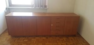 Sideboard aus Vollholz, Vintage Tischlerstück  Bild 2