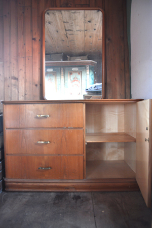 Vintage Schlafzimmerschrank und Kommode mit Spiegel Bild 3