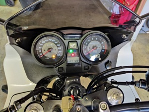 Verkaufe Honda CB1300SA Bild 4