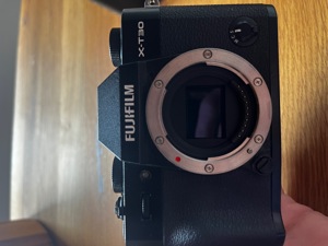 Fujifilm xt30 mit Viltrox 23mm 1.4 und camera cage  Bild 2