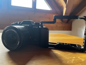 Fujifilm xt30 mit Viltrox 23mm 1.4 und camera cage  Bild 1