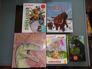 Dinosaurier Bücher Bild 1