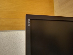 24'' Samsung Bildschirm samt Maus und Tastatur zu verkaufen!! Bild 3