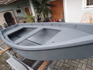 Ruderboot mit Elektromotor  Bild 5