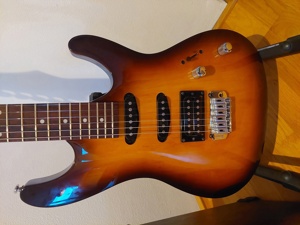 Ibanez E Gitarre mit Line 6 Verstärker