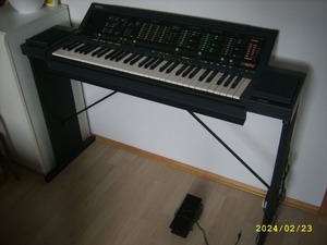 Yamaha Keyboard PSR 6300 Bild 2