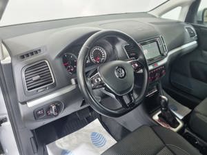 VW Sharan Business SCR 2.0 TDI DSG Bild 6