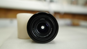 Lumix G Vario 12-32mm Mega OIS pancake Objektiv Bild 1
