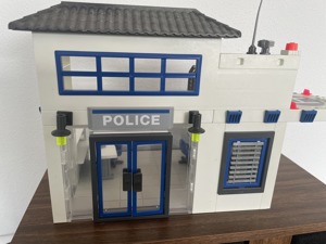 Playmobil Polizeistation komplett Bild 1
