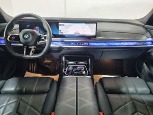 BMW i7 Xdrive 60 M-Sportpaket Bild 8