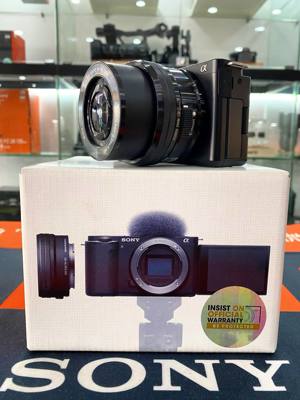 Sony ZV-E10L Kamera (B) 16-50 mm 3,5-5,6 OSS  Bild 2