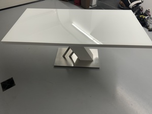 Esstisch weiß mit Glasplatte