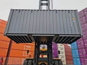 Wir verkaufen 20-Fuß- und 40-Fuß-Seecontainer Bild 2