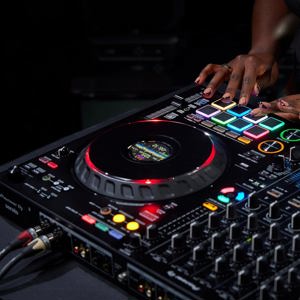 Pioneer DJ DDJ-FLX10 4-deck DJ Controller Bild 7