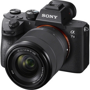 Sony a7 III Mirrorless Camera with 28-70mm Lens and Accessories Kit Bild 1