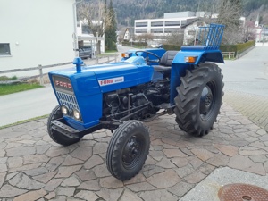 Traktor Ford 2000 Bild 5
