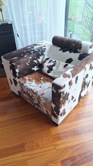 Designer Sessel aus Rinderfell  Bild 1