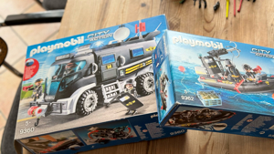 Playmobil City Action SEK Truck 9360 & SEK Boot 9362 Bild 2