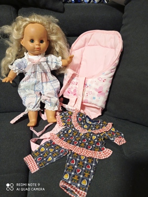 Puppen und Kleidung  Bild 8