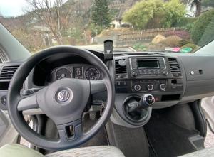 VW T5 Transporter mit Campingausbau und Markise Bild 8