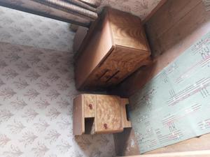 Altes Schlafzimmer aus Holz zu verschenken Bild 2