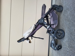 Britax- B-Motin Plus   Kinderwagen mit passender Babyschale, Regenschutz und Buggy Board. Bild 2