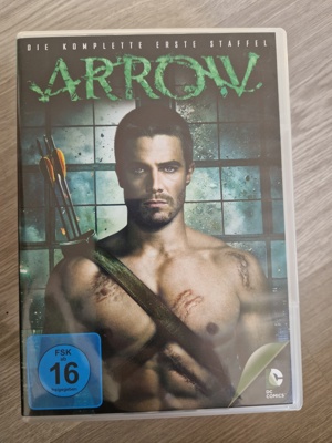 Arrow Staffel 1-5 Bild 2