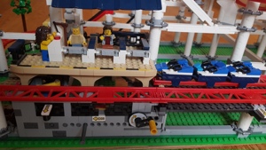 Lego Creator Achterbahn 10261 Bild 4