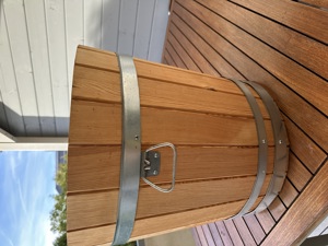 Kübel aus Holz für Pflanzen Bild 1