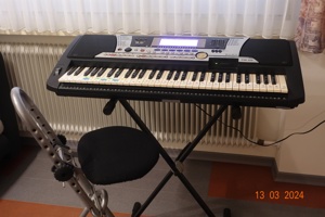 Yamaha - Keyboard PSR-550 wie NEU Überkomplett