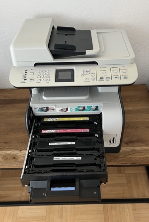 Laserdrucker HP Color LaserJet 1312nfi abzugeben Bild 2