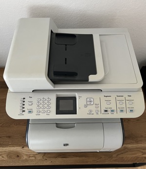 Laserdrucker HP Color LaserJet 1312nfi abzugeben Bild 3