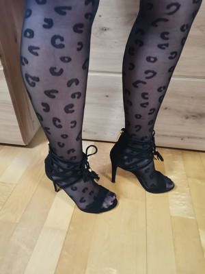 Sexy Schuhe Füße Nylons feets Fetisch Erotik  Bild 2