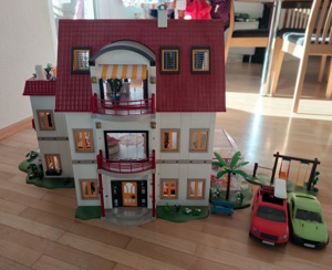 Playmobil Haus 4279 XXL mit Einrichtung "Versandkosten inklusive" Bild 2