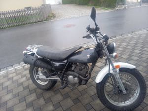 Motorrad Suzuki Bild 2