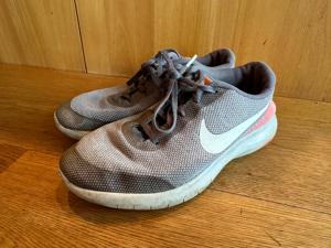 Nike Sportschuhe Laufschuhe - Grösse 39