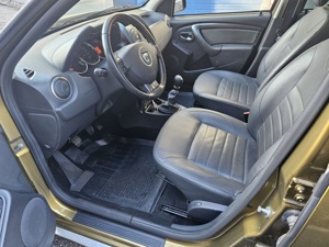 Dacia Duster  dci 110 S&S 4WD Bild 6