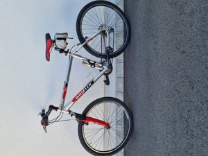 2 günstige Fahrräder  Bild 1