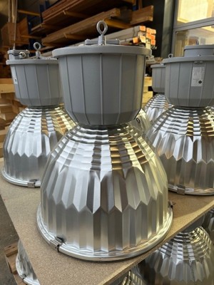 Lampen - Industrielampen Vintage für Hallenbeleuchtung Bild 1