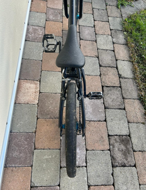 BMX Bike GT Größe PRO schwarz mit blautürkisen Details Bild 4