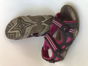 Kinderschuh Sandale Größe 31
