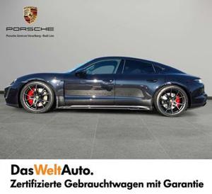 Porsche Taycan Bild 2