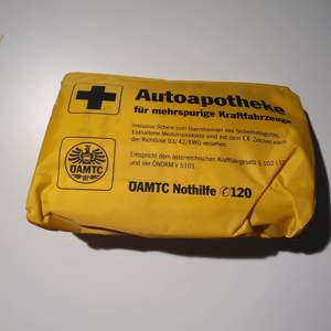 ÖAMTC Autoapotheke für mehrspurige Kraftfahrzeuge