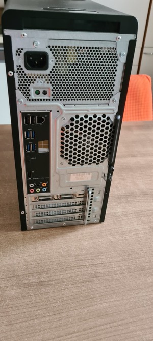 Dell Desktop PC XPS 8700 und Zubehör