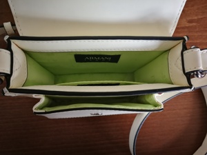 Armani Handtasche - klein, handlich und wenig verwendet Bild 6