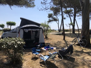 Pössl Campster, Camping inkl. Einbauküche, 4 Betten, Vorzelt  (ähnl. VW California) Bild 4