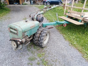 Allrad Traktor IRUS 12 PS