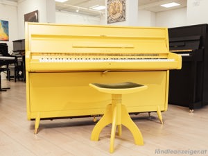 Hochwertiges Sautes Klavier in Gelb. Einzelstück ! Kostenlose Lieferung in ganz Vorarlberg (*) Bild 2