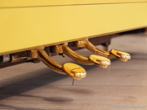 Hochwertiges Sautes Klavier in Gelb. Einzelstück ! Kostenlose Lieferung in ganz Vorarlberg (*) Bild 10